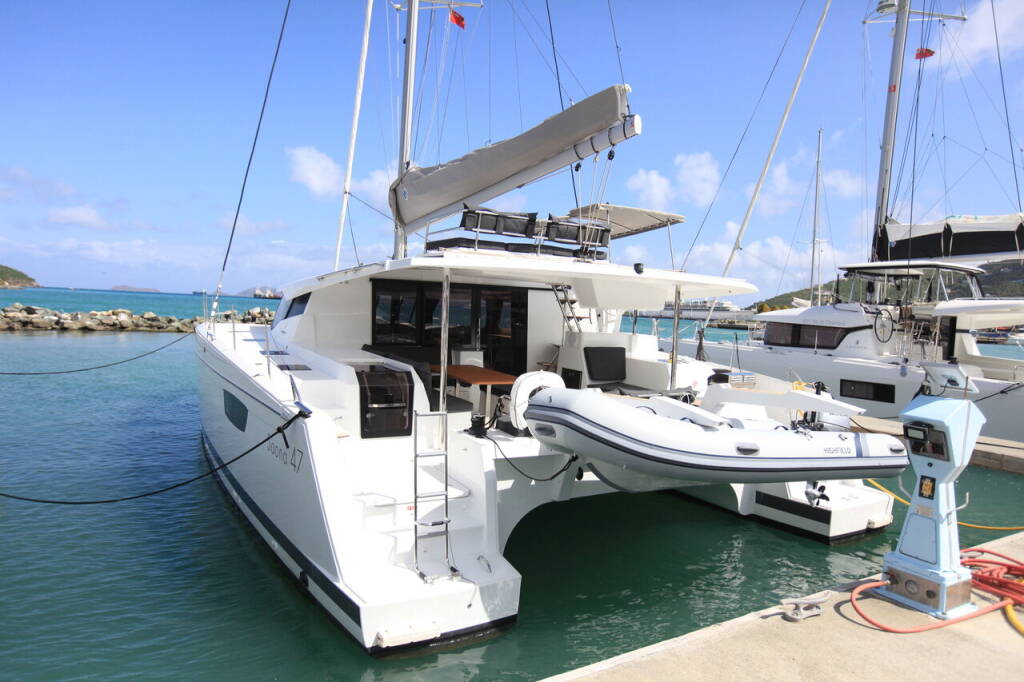 Katamaran Fountaine Pajot Saona 47 Quintet Three Sheets