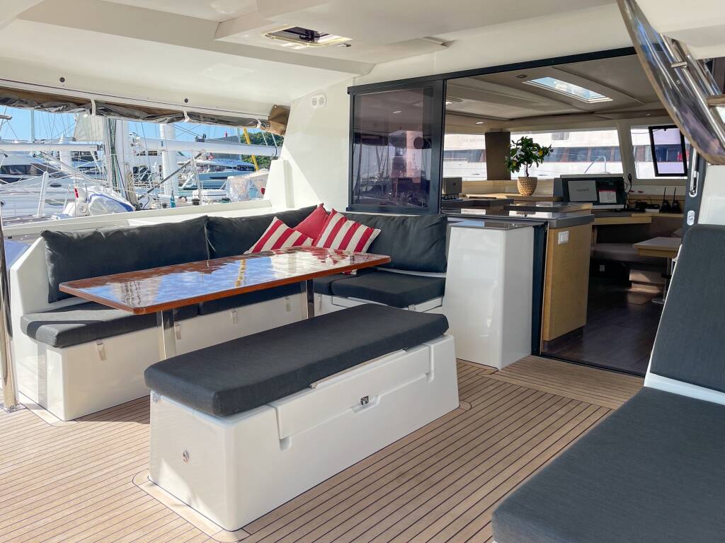 Katamaran Fountaine Pajot Saona 47 Quintet Ecstasy
