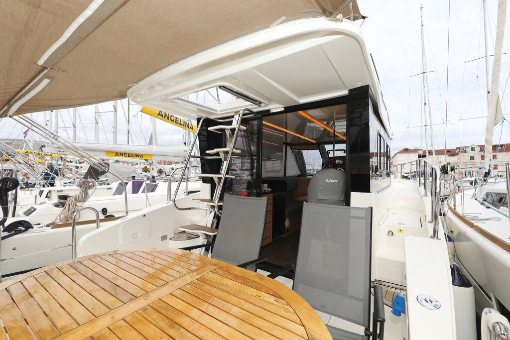Motoryacht Futura 40 Grand Horizon 