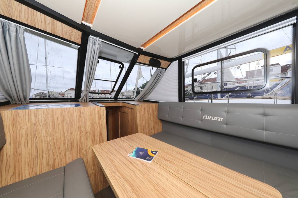 Motoryacht Futura 40 Grand Horizon 