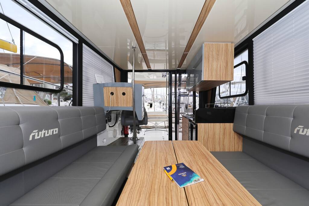 Motoryacht Futura 40 Grand Horizon 