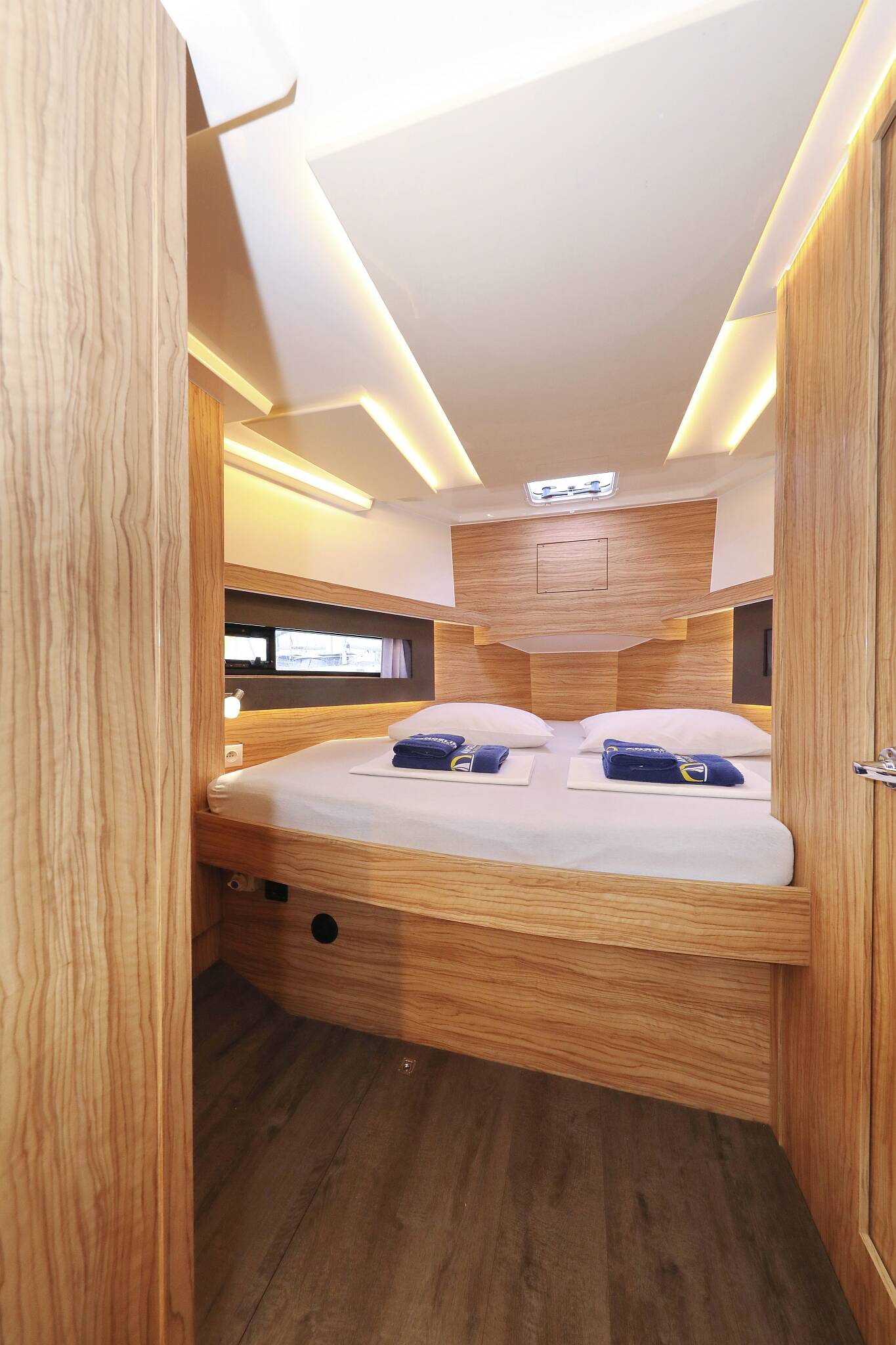 Motoryacht Futura 40 Grand Horizon 