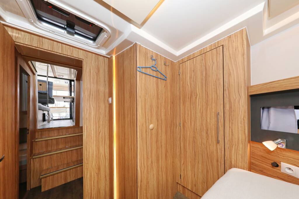 Motoryacht Futura 40 Grand Horizon 