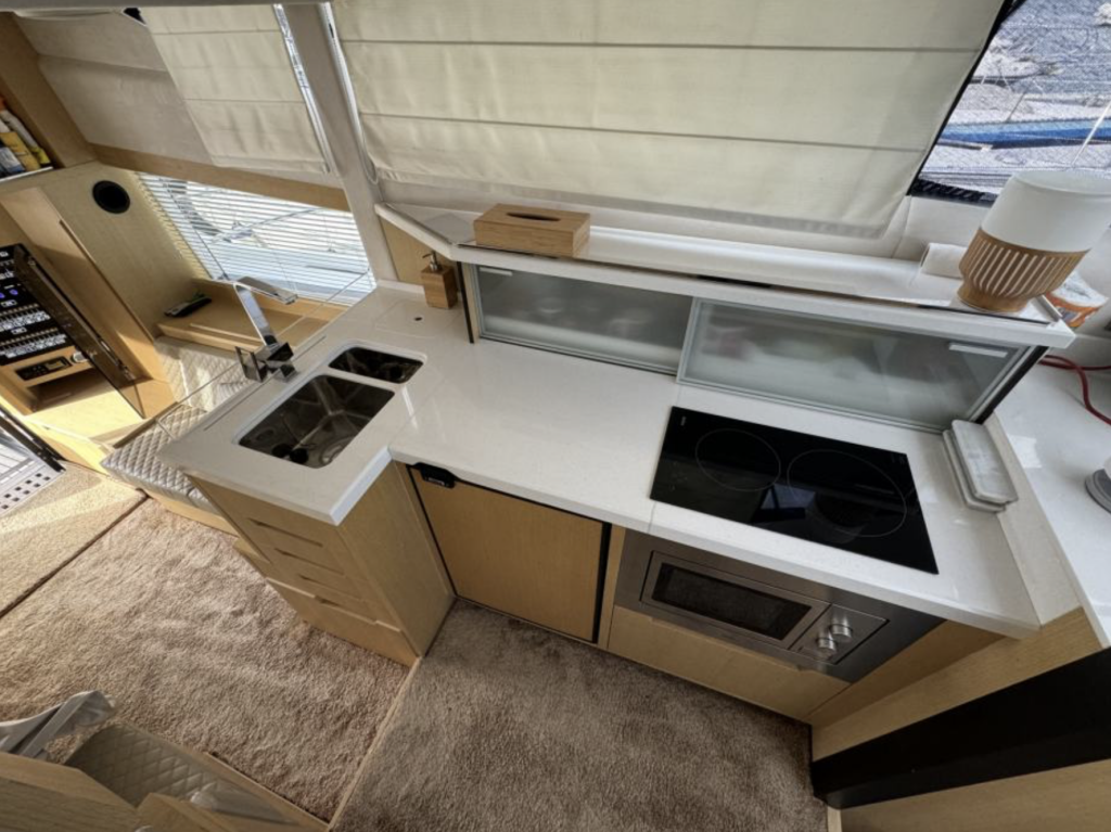 Motor yacht Galeon 420 Minesa