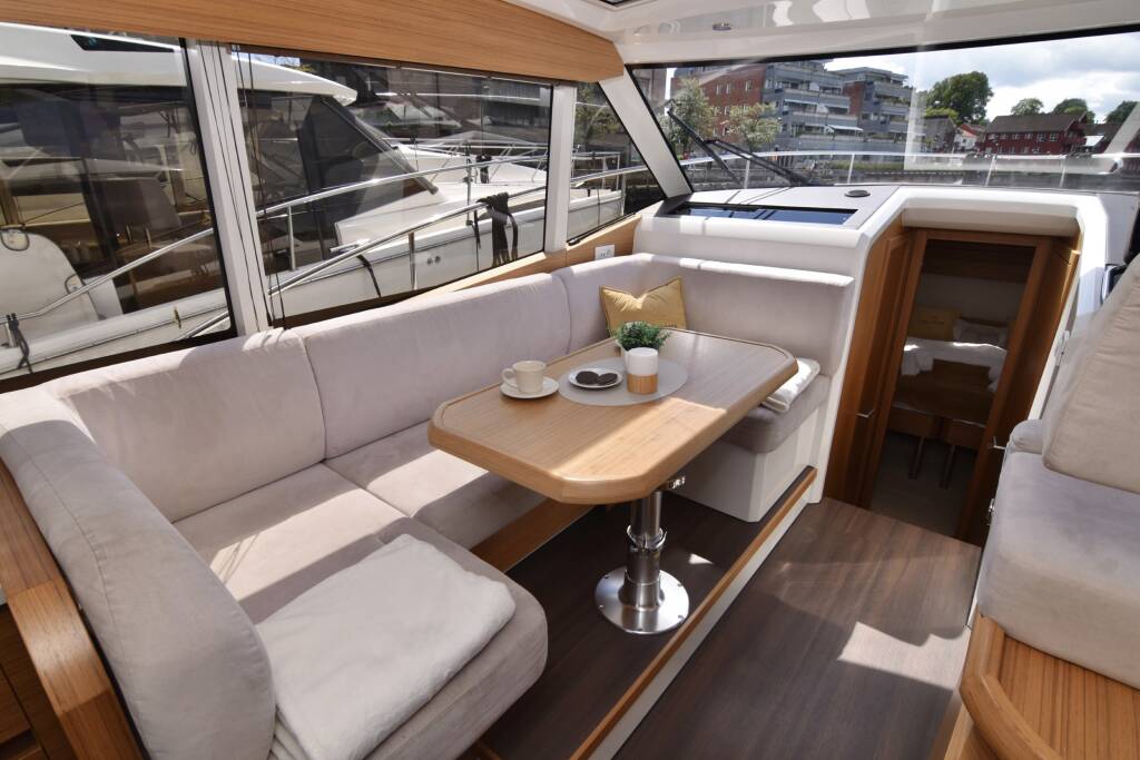 Motoryacht Greenline 39 Helgeroa