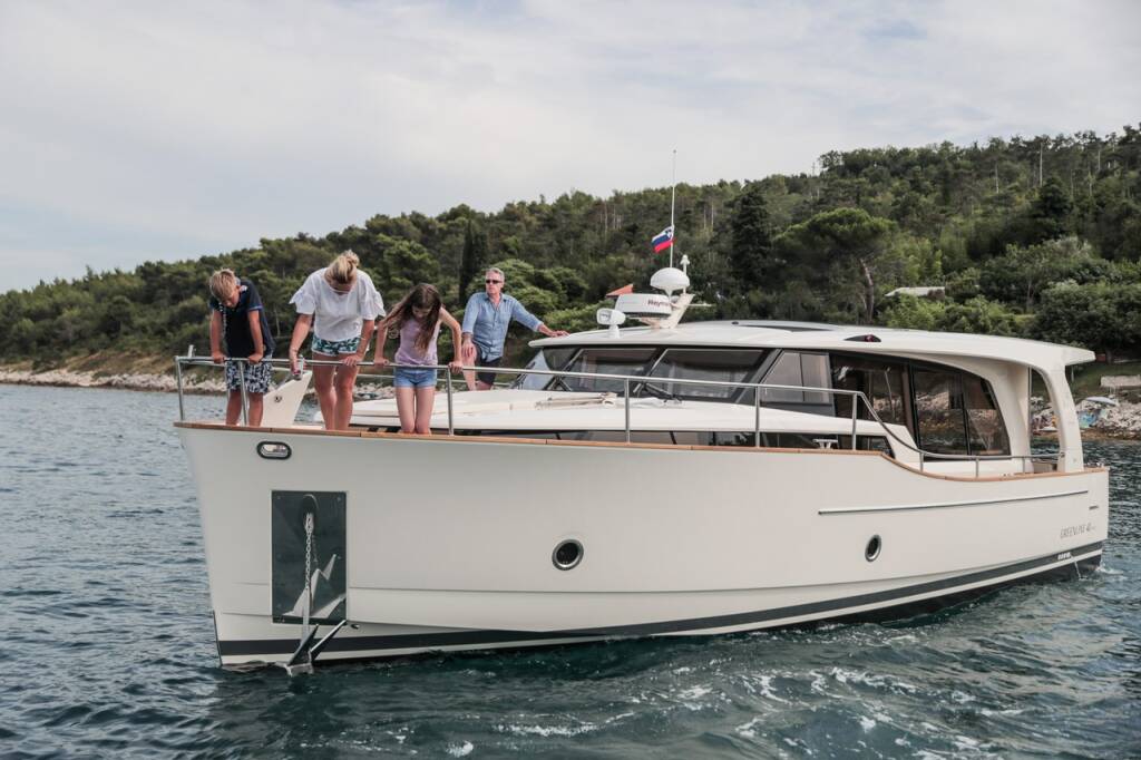 Motor yacht Greenline 40 Citadel