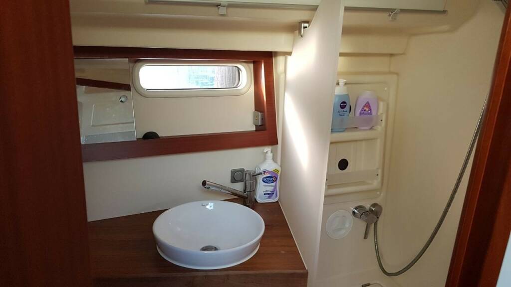 Segelyacht Hanse 415 Beau Gosse