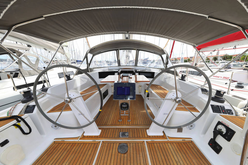 Hanse 418 Leia