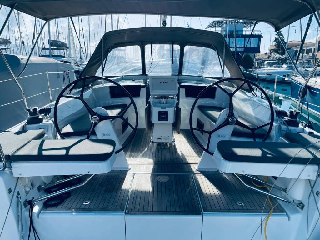 Segelyacht Hanse 418 Piranha