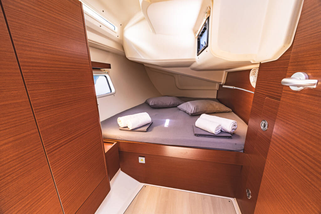 Segelyacht Hanse 418 Dafne
