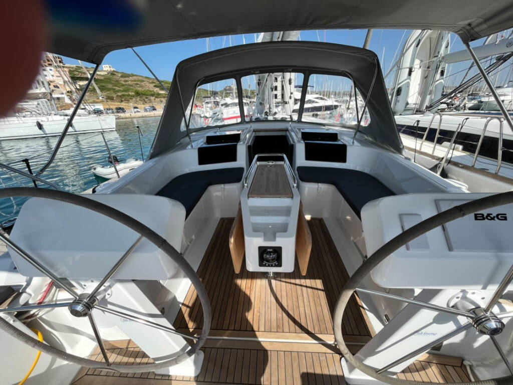 Segelyacht Hanse 458 Avra