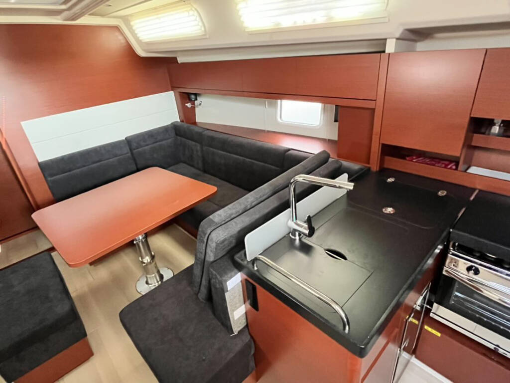 Segelyacht Hanse 458 Avra
