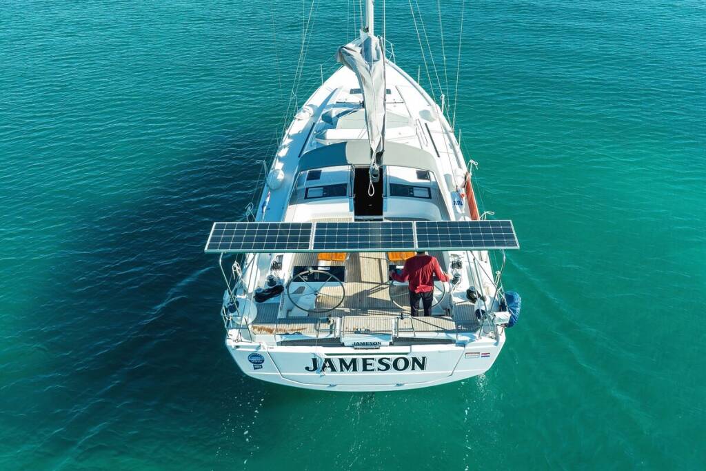Sailing yacht Hanse 460 Jameson