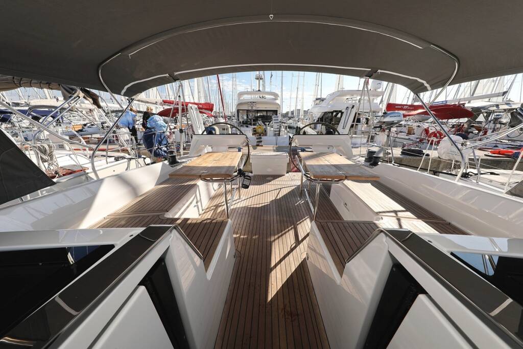 Sailing yacht Hanse 460 Jameson