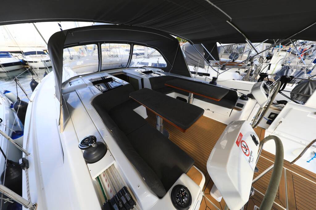 Sailing yacht Hanse 508 Poseidon