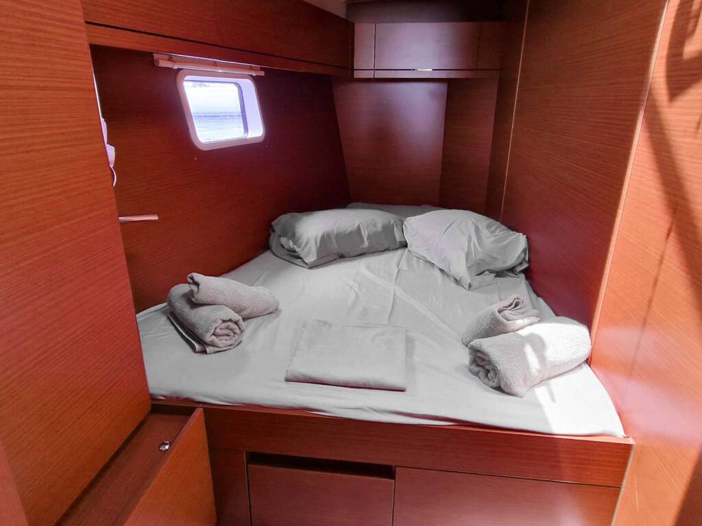 Sailing yacht Hanse 508 Charles