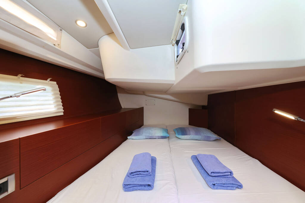 Hanse 508 Uptown Girl