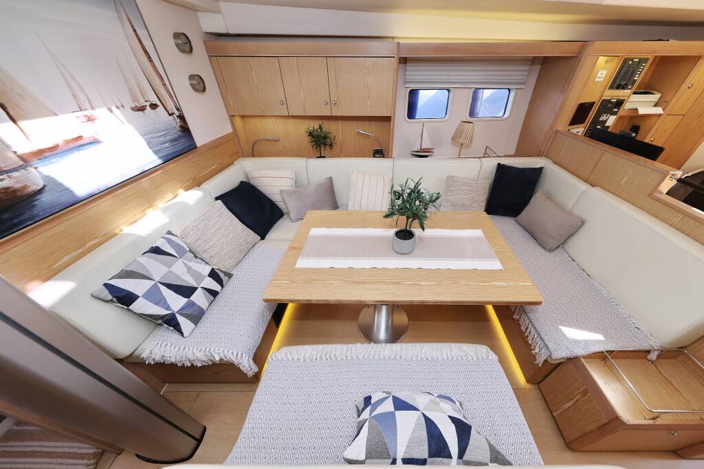 Hanse 575 Amethyst
