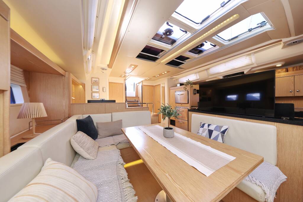 Hanse 575 Amethyst