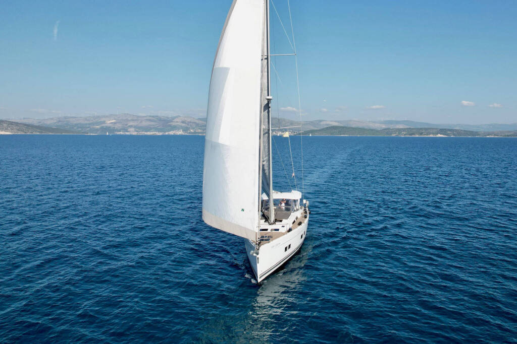 Hanse 588 