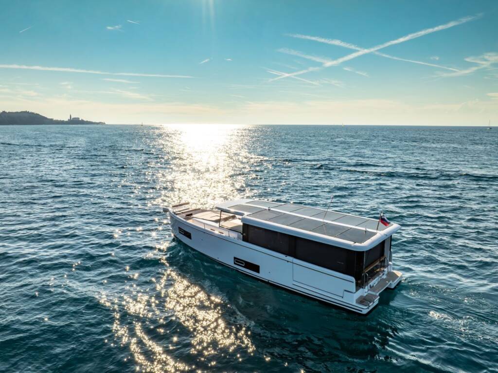 Motor yacht Island Cruising Boat SEALODGE II 