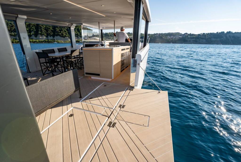 Motor yacht Island Cruising Boat SEALODGE II 