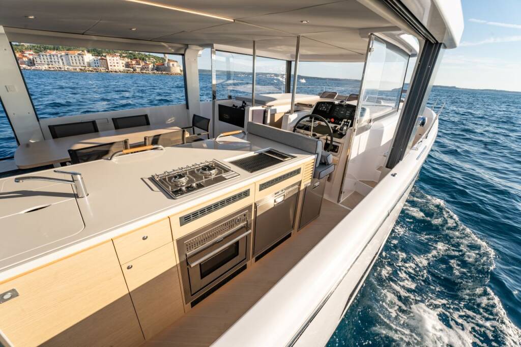 Motor yacht Island Cruising Boat SEALODGE II 