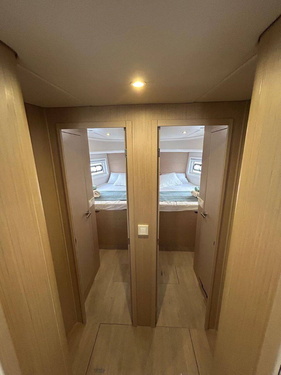 Motor yacht Island Cruising Boat SEALODGE II 
