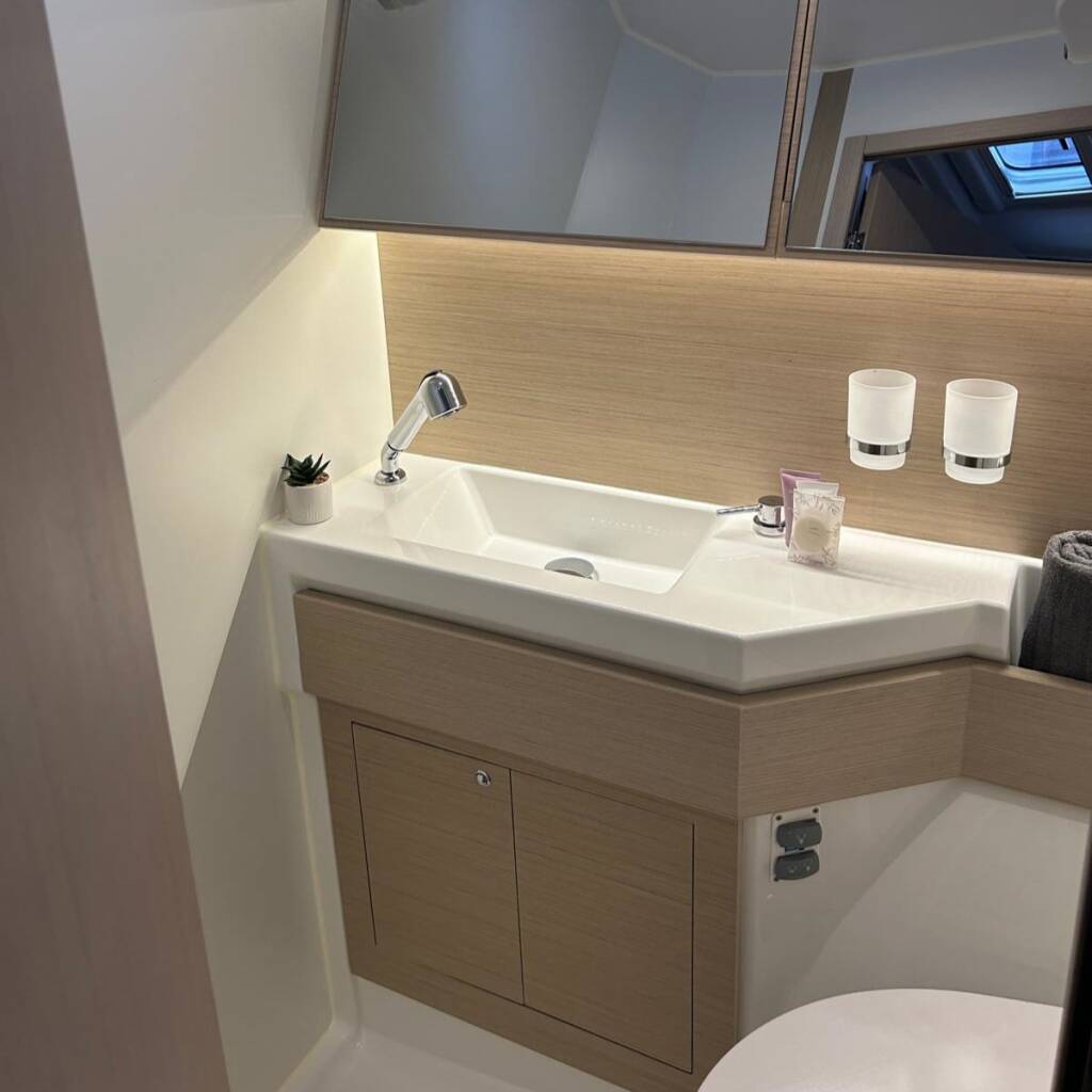 Motor yacht Island Cruising Boat SEALODGE II 