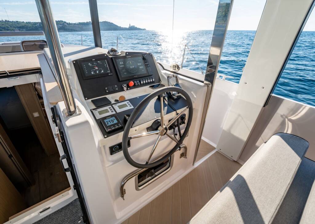 Motor yacht Island Cruising Boat SEALODGE II 