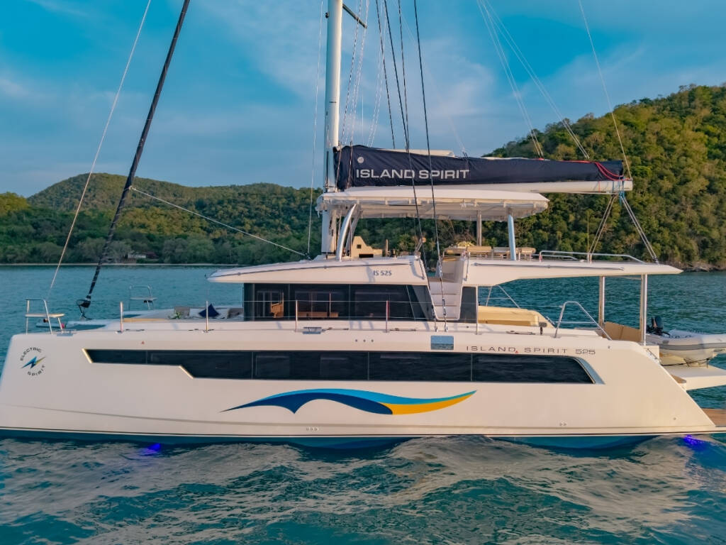 Island Spirit 525E Electric E-Motion