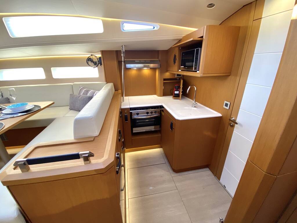 Jeanneau 60 Euphoria