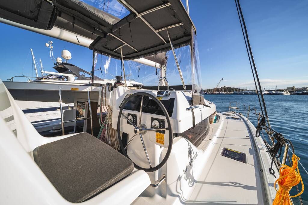 Lagoon 38 Alma Breeze