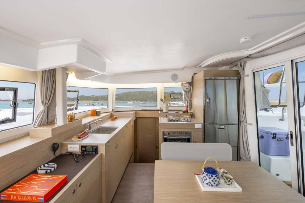 Katamaran Lagoon 380 New