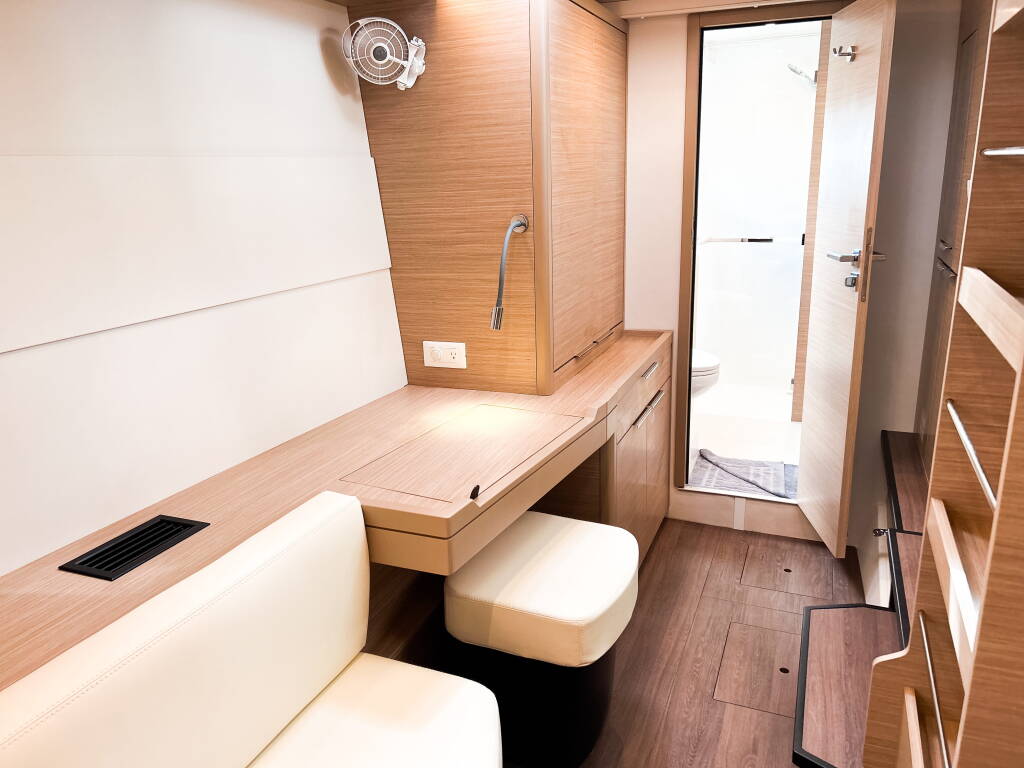 Lagoon 40 OW Cloudwalker