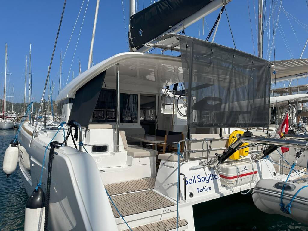 Katamaran Lagoon 40 Sail Sagitta