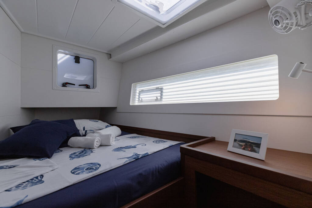 Lagoon 40 Sailor Moon