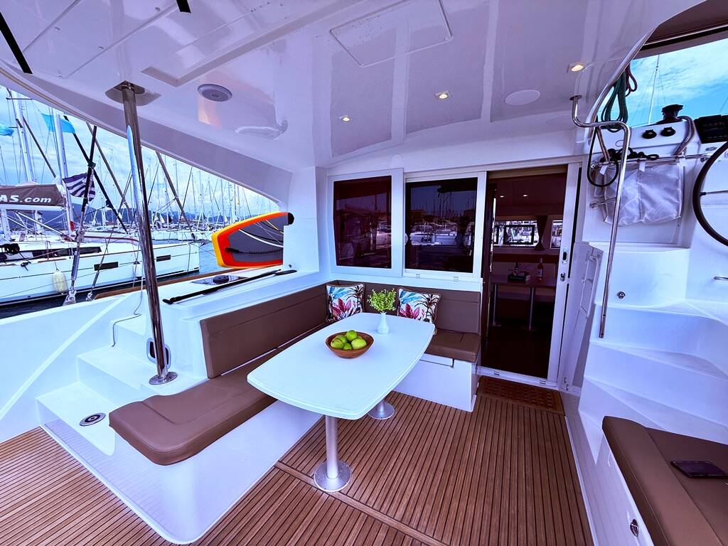 Lagoon 40 Blue Horizon