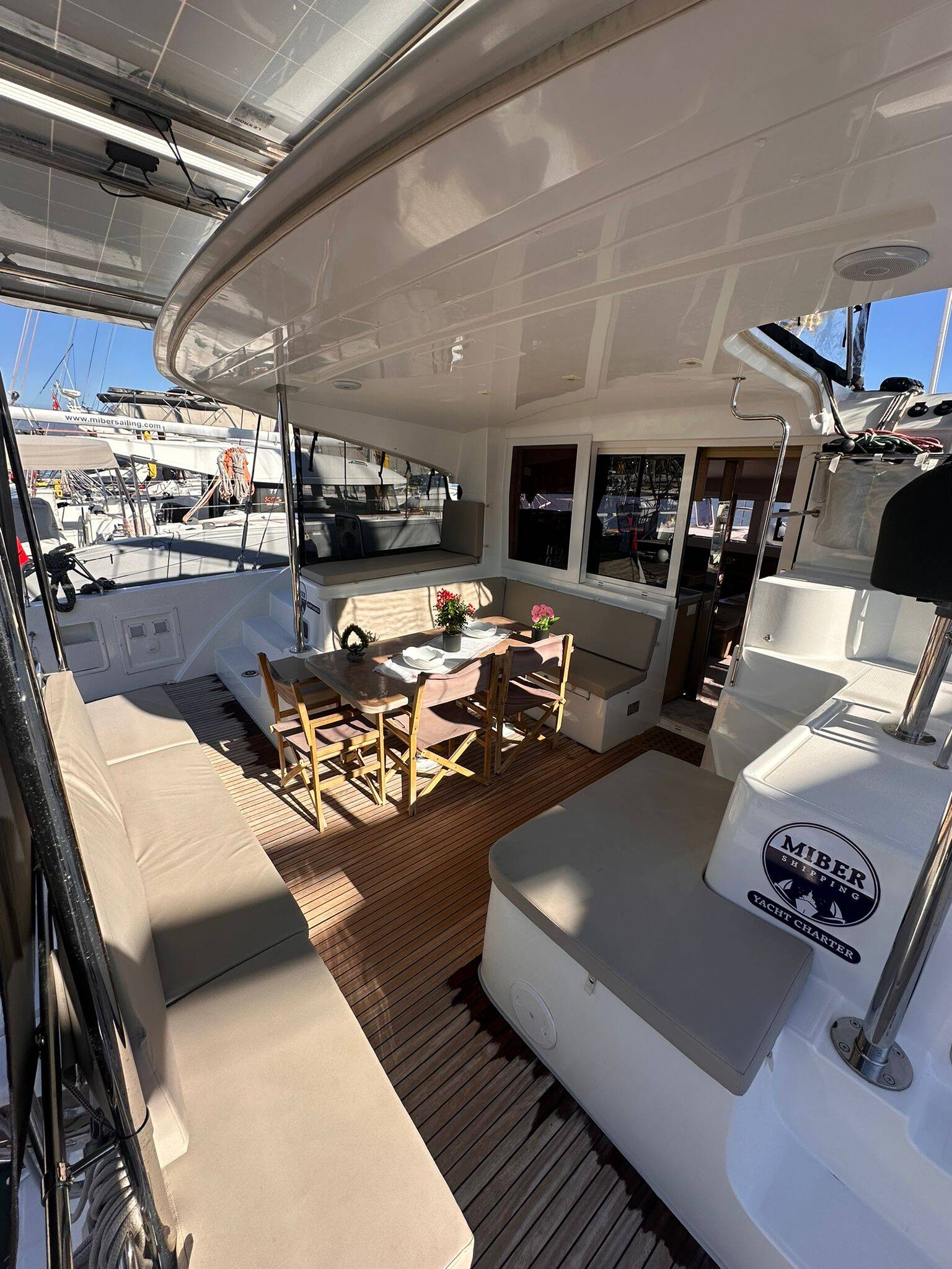 Lagoon 40 Miber Aries