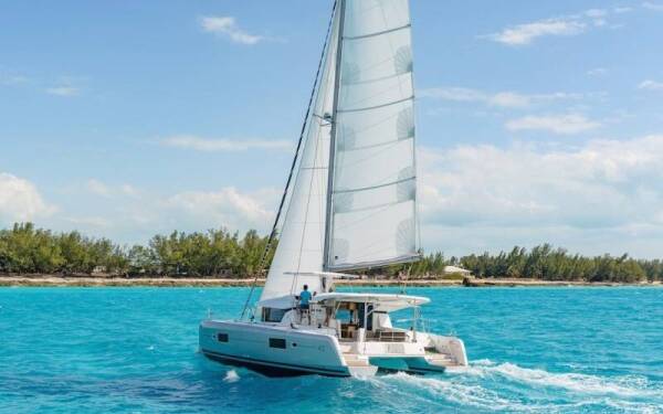 Lagoon 42 Millenium CELINES II