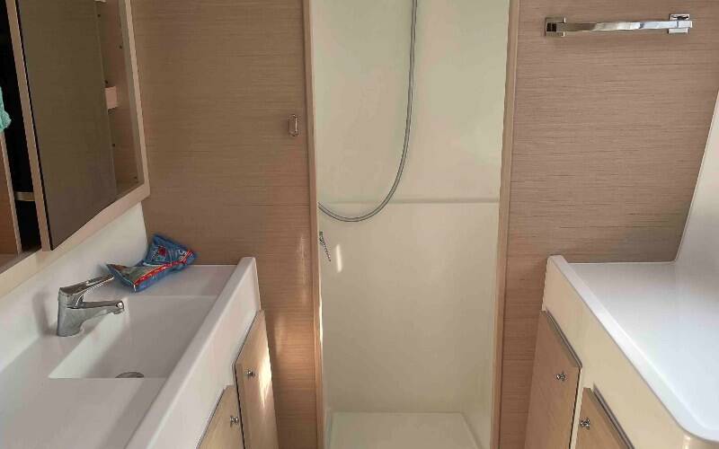 Lagoon 42 OW Aventura