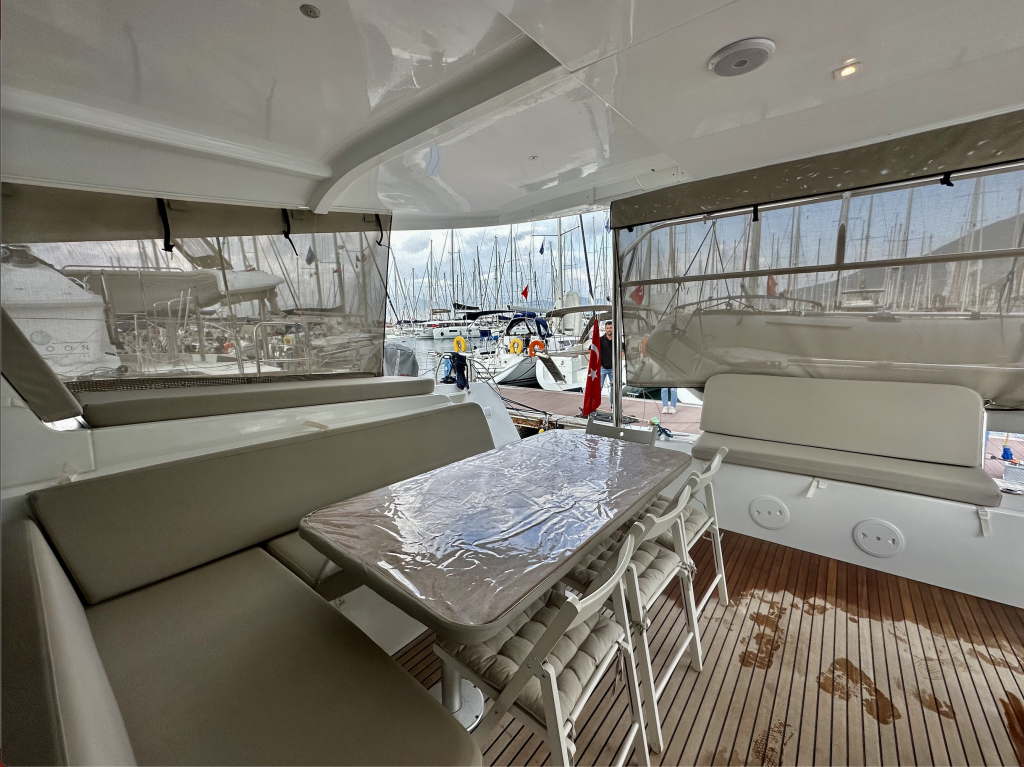 Lagoon 42 Sail Adasu