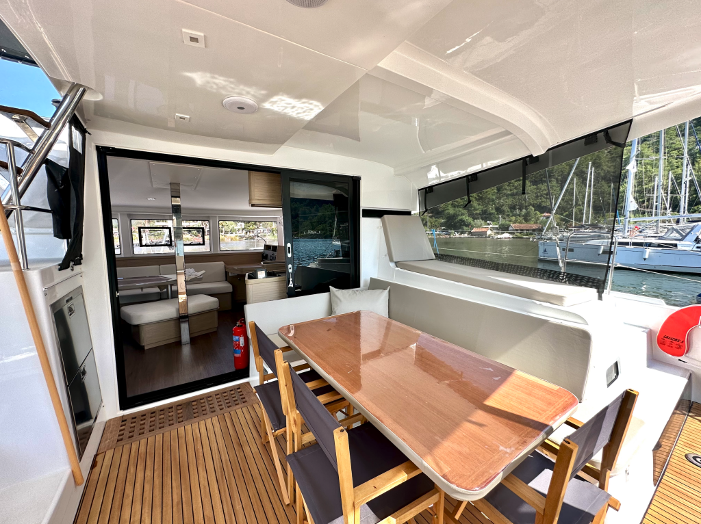 Lagoon 42 Sail Proteus