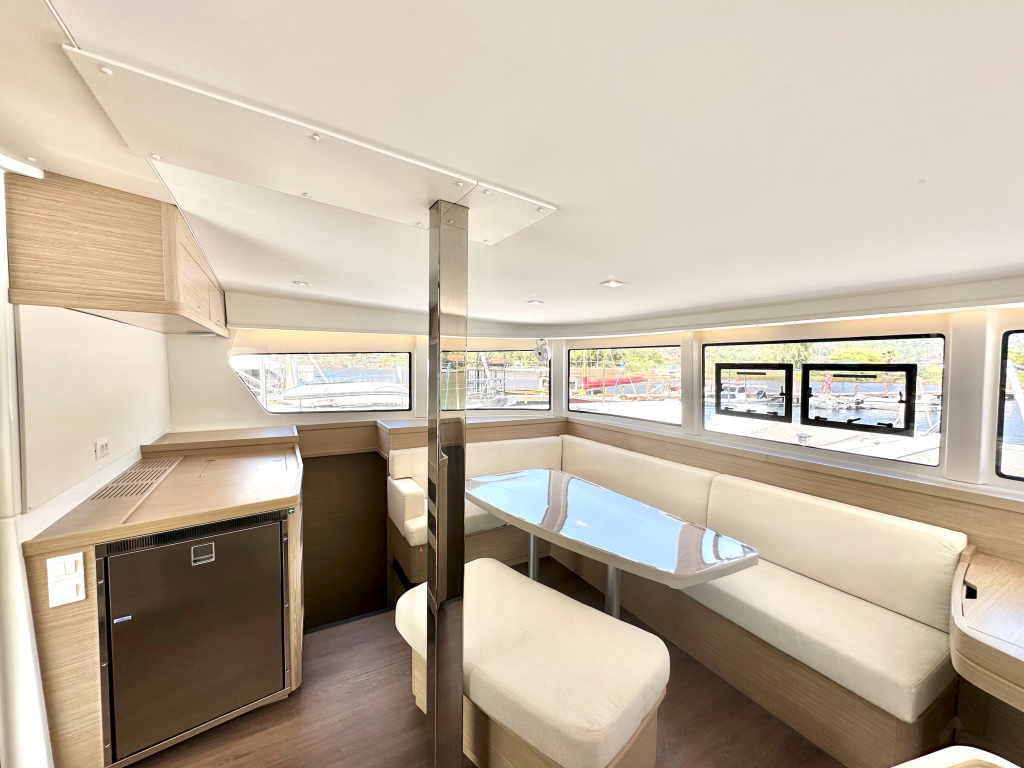 Lagoon 42 Sail Proteus