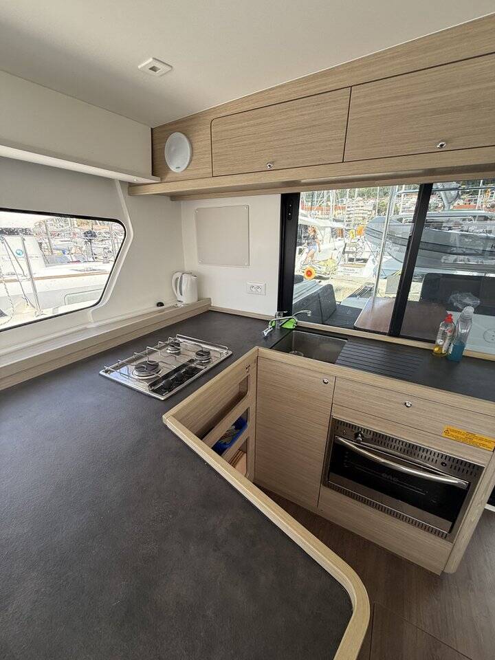 Lagoon 42 Tigeer Royale