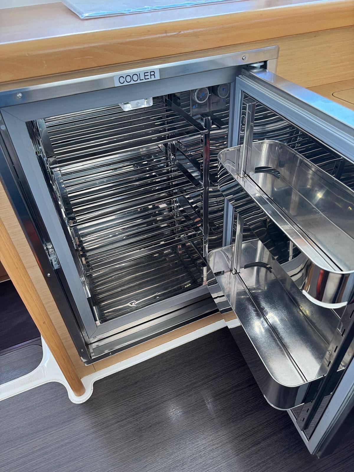 Lagoon 421 Happiness