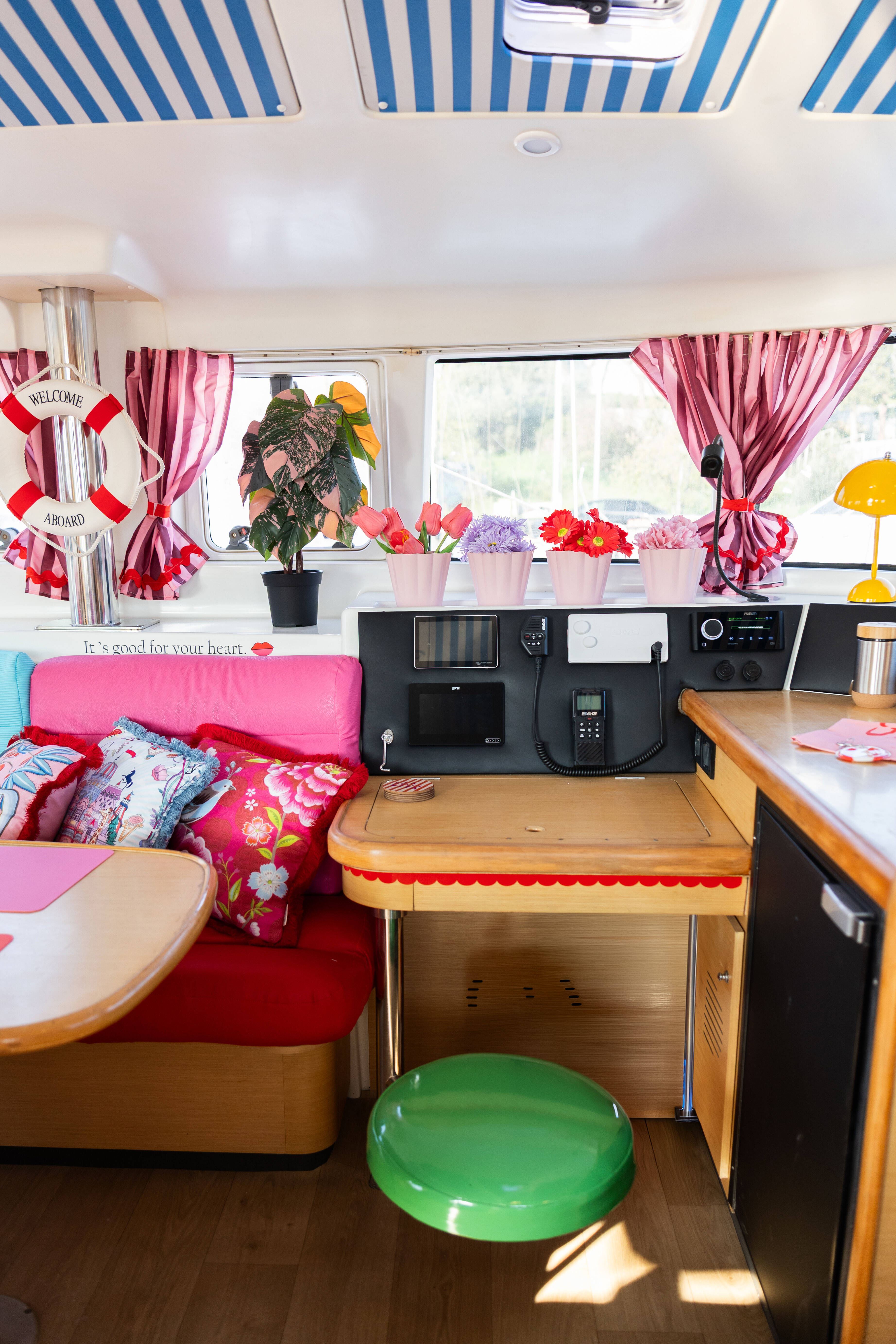 Lagoon 440 Strawberry