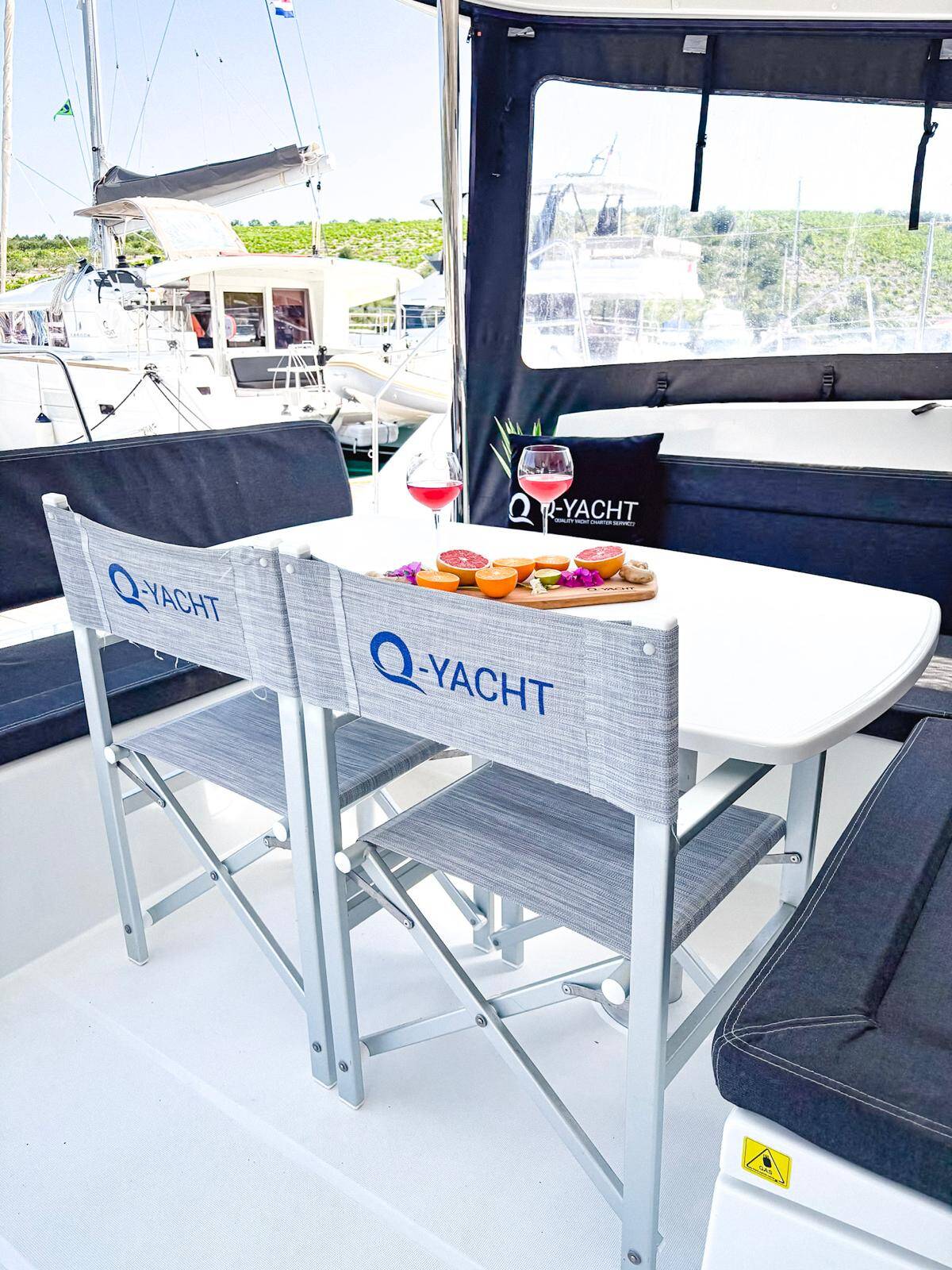 Lagoon 450 F Red Twin II