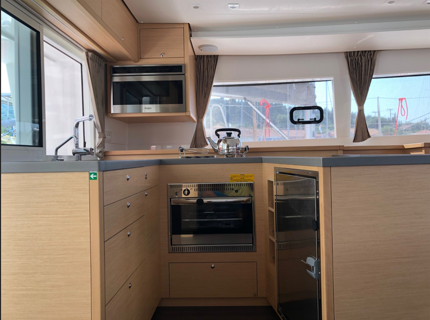 Lagoon 450 F Aristofanis