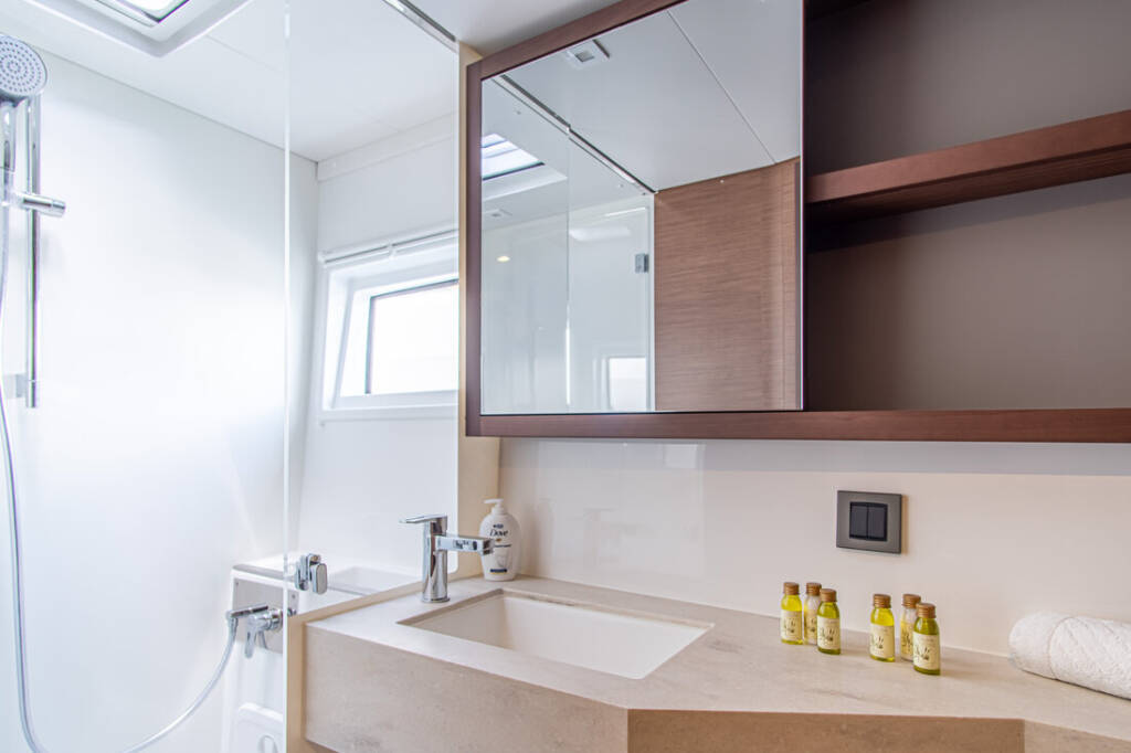 Lagoon 46 Velvet Breeze